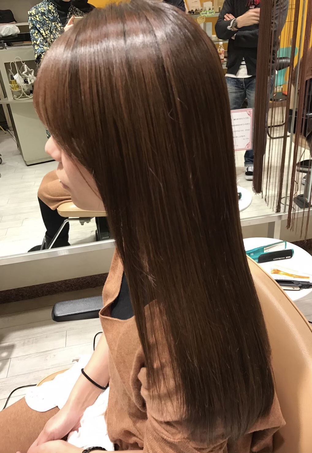 白髪染めとファッションカラーの違いは？
